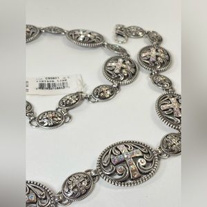 Great Wolf Lodge Aurora Borealis Swarovski Chrysalis Silver Cross Link Belt